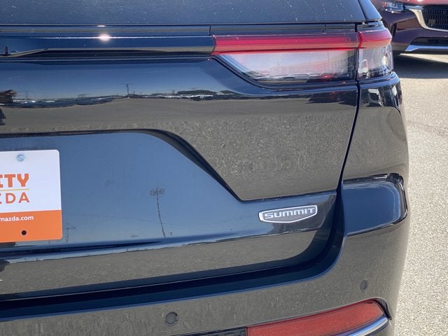2023 Jeep Grand Cherokee Summit Reserve