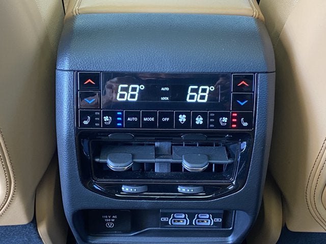 2023 Jeep Grand Cherokee Summit Reserve