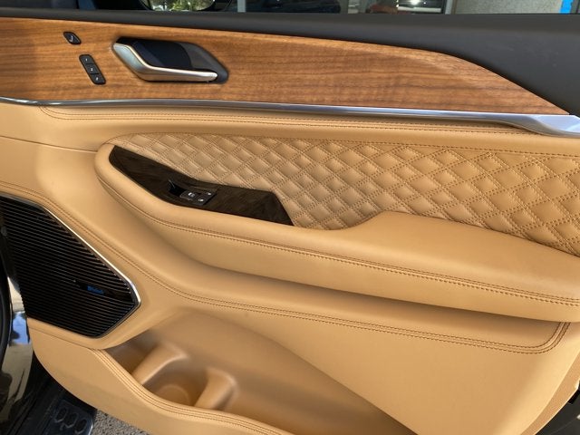 2023 Jeep Grand Cherokee Summit Reserve