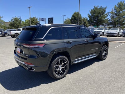2023 Jeep Grand Cherokee Summit Reserve