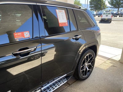 2023 Jeep Grand Cherokee Summit Reserve