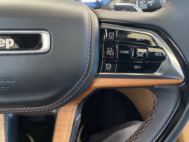 2023 Jeep Grand Cherokee Summit Reserve