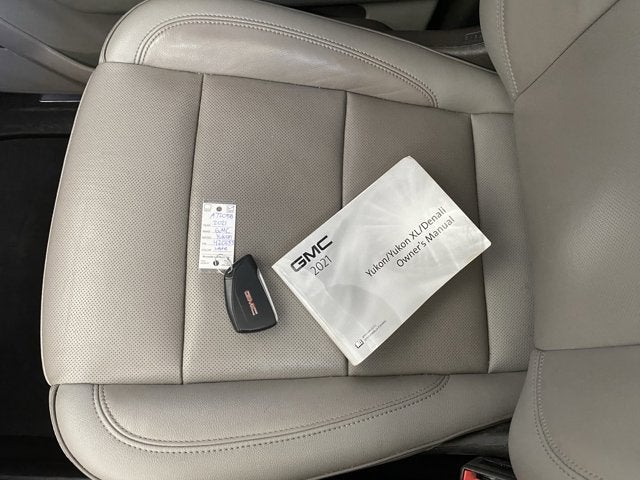 2021 GMC Yukon XL SLT