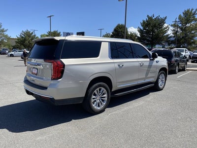 2021 GMC Yukon XL SLT