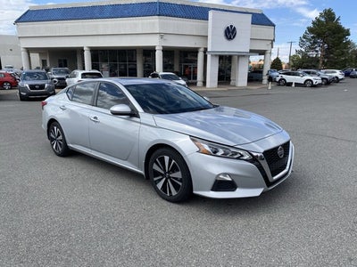 2021 Nissan Altima 2.5 SV