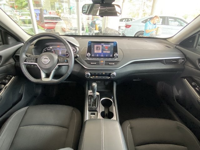 2021 Nissan Altima 2.5 SV