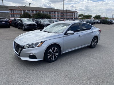 2021 Nissan Altima 2.5 SV