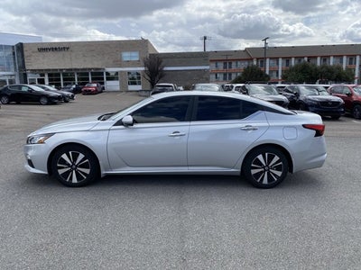 2021 Nissan Altima 2.5 SV