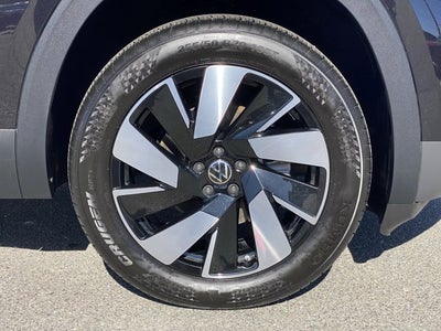 2024 Volkswagen Atlas Cross Sport 2.0T SEL