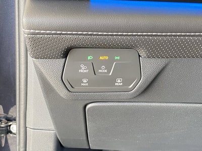 2024 Volkswagen Atlas Cross Sport 2.0T SEL