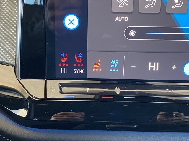 2024 Volkswagen Atlas Cross Sport 2.0T SEL