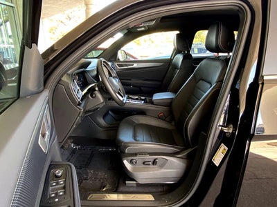 2024 Volkswagen Atlas Cross Sport 2.0T SEL