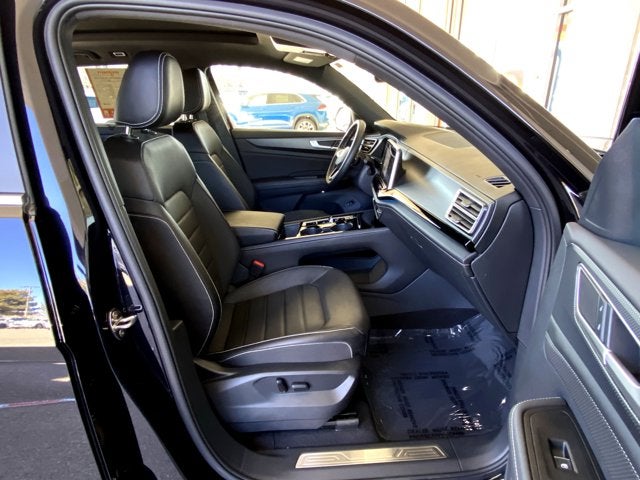 2024 Volkswagen Atlas Cross Sport 2.0T SEL