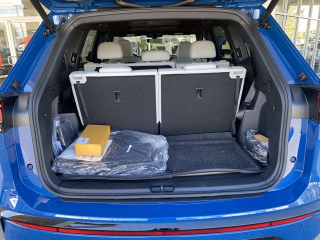 2027 Volkswagen Atlas SEL R-Line