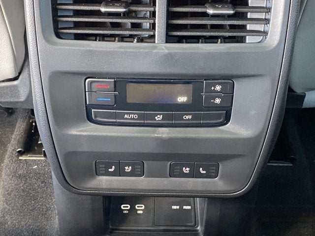 2027 Volkswagen Atlas SEL R-Line