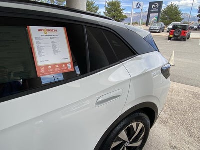 2023 Volkswagen ID.4 Pro