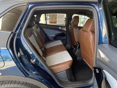 2023 Volkswagen ID.4 Pro