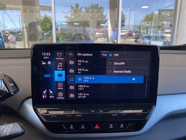 2023 Volkswagen ID.4 Pro