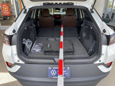 2023 Volkswagen ID.4 Pro