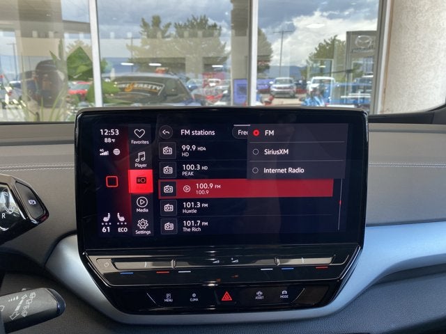 2023 Volkswagen ID.4 Pro
