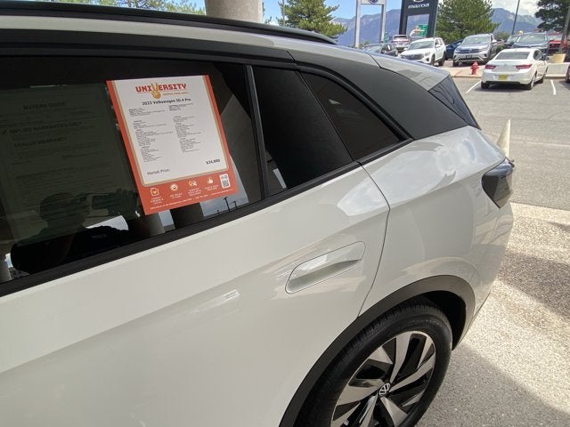 2023 Volkswagen ID.4 Pro