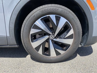 2023 Volkswagen ID.4 Pro