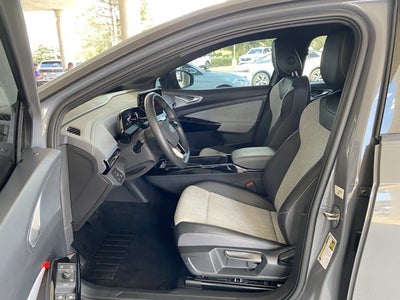 2023 Volkswagen ID.4 Pro