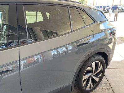 2023 Volkswagen ID.4 Pro
