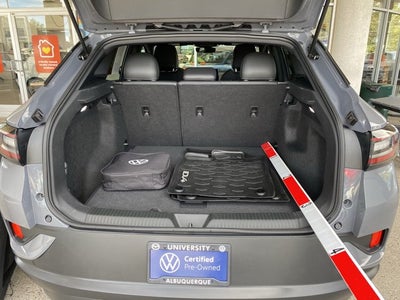2023 Volkswagen ID.4 Pro