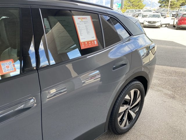 2023 Volkswagen ID.4 Pro