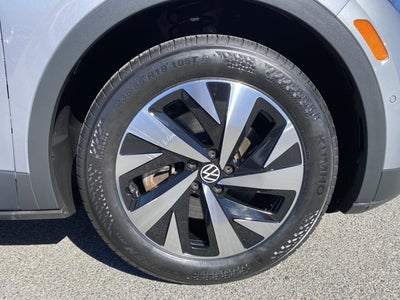 2023 Volkswagen ID.4 Pro