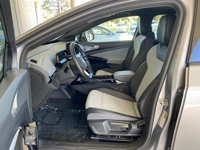2023 Volkswagen ID.4 Pro