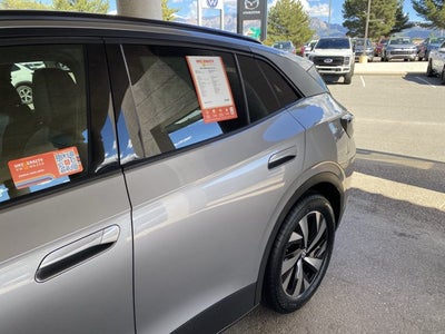 2023 Volkswagen ID.4 Pro