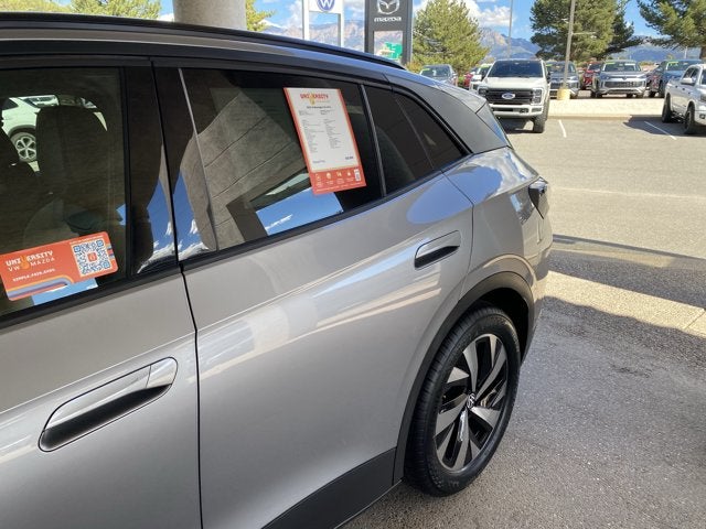 2023 Volkswagen ID.4 Pro