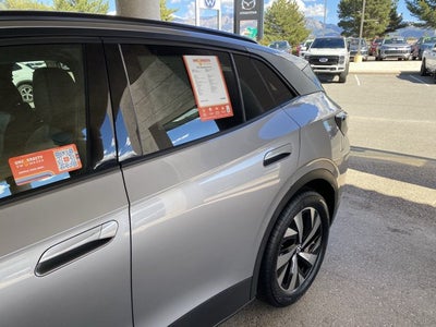 2023 Volkswagen ID.4 Pro