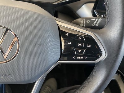 2023 Volkswagen ID.4 Pro