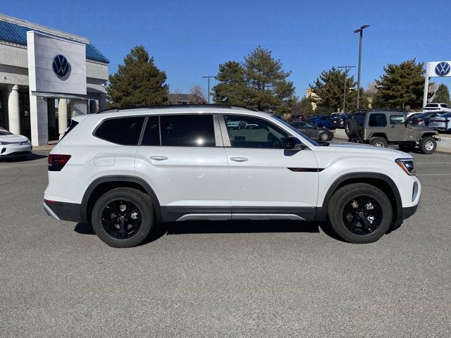 2026 Volkswagen Atlas 2.0T Peak Edition
