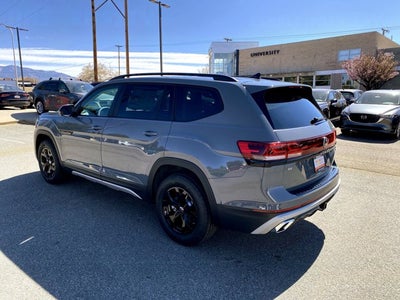 2026 Volkswagen Atlas 2.0T Peak Edition