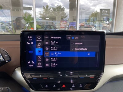 2023 Volkswagen ID.4 Pro