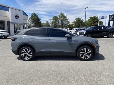 2023 Volkswagen ID.4 Pro