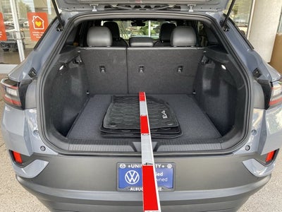 2023 Volkswagen ID.4 Pro