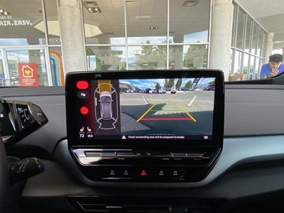 2023 Volkswagen ID.4 Pro