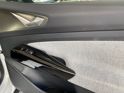 2025 Volkswagen ID.4 Pro