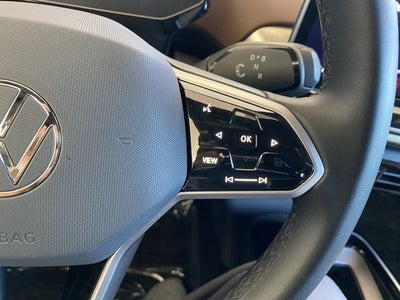 2024 Volkswagen ID.4 Pro