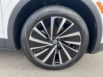 2025 Volkswagen ID.4 Pro