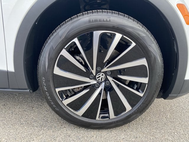 2025 Volkswagen ID.4 Pro