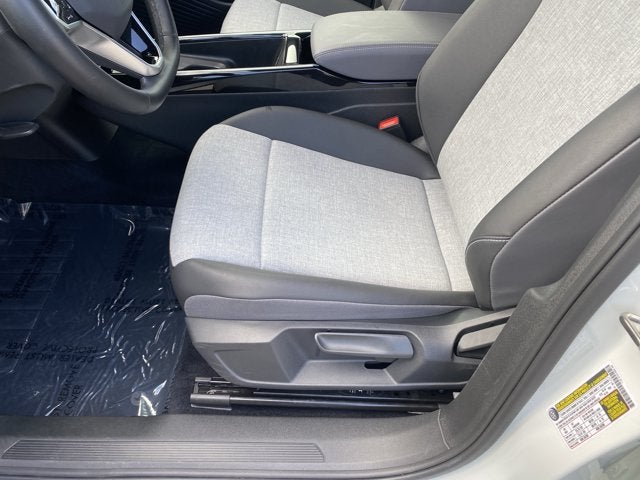 2025 Volkswagen ID.4 Pro