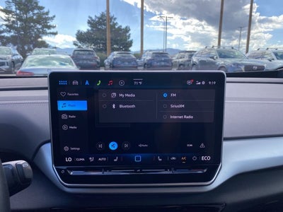 2025 Volkswagen ID.4 Pro