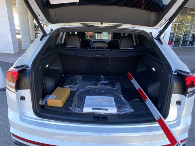 2026 Volkswagen Atlas Cross Sport 2.0T SEL Premium R-Line