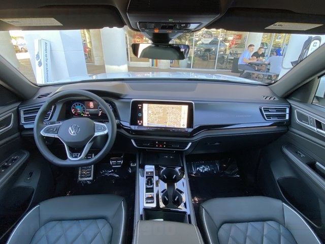 2026 Volkswagen Atlas Cross Sport 2.0T SEL Premium R-Line